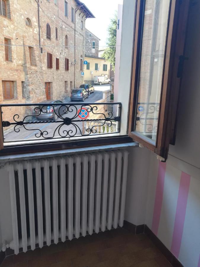 La Terrazza Apartment Chiusi Bagian luar foto